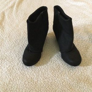 American Rag black wedge booties